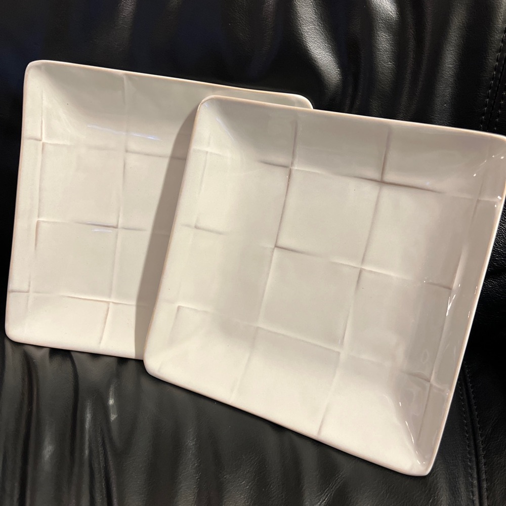 Pier 1 CUBIC salad plate SET OF 2 STONEWARE IVORY WHITE APPETIZER DESSERT MINT